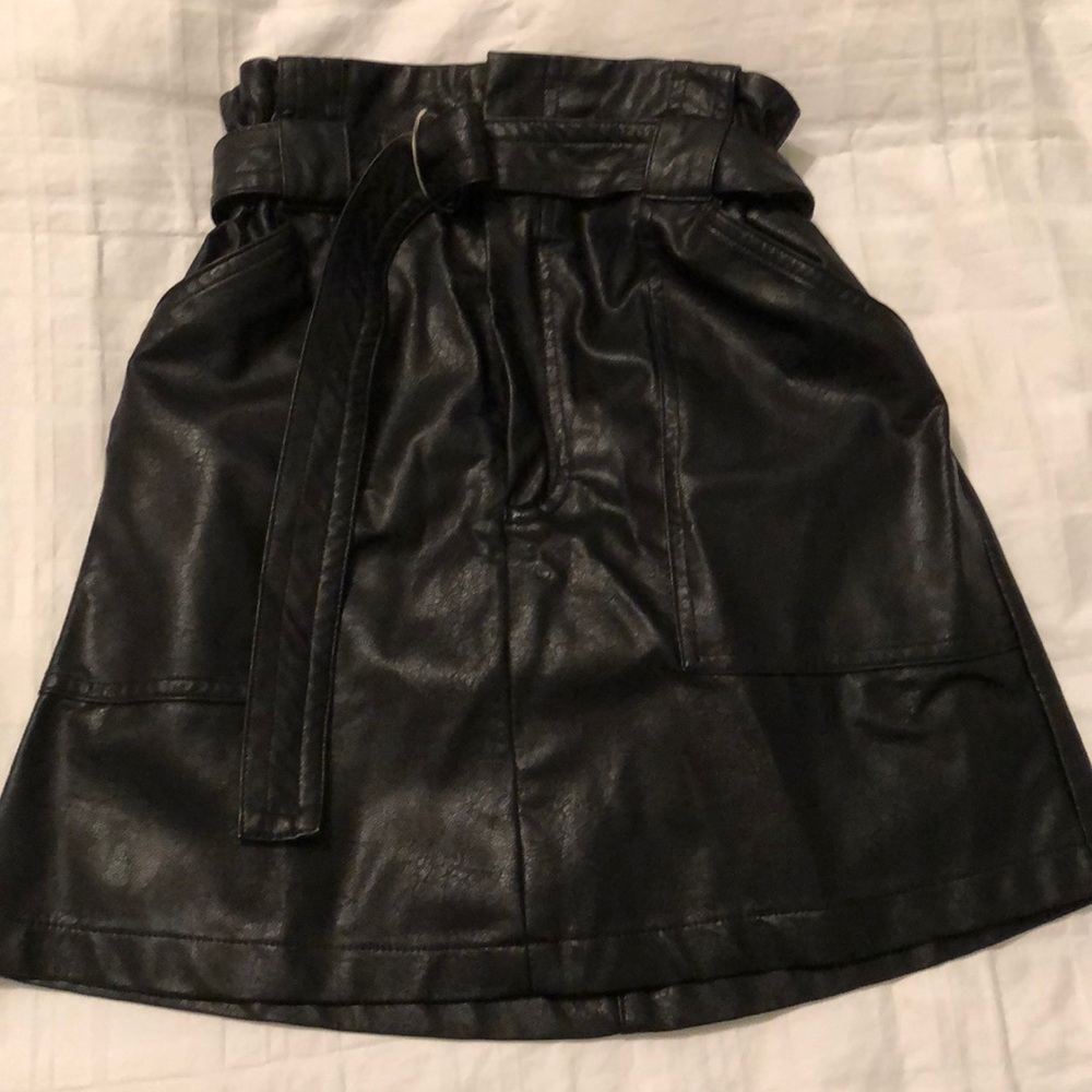 Faux leather mini skirt